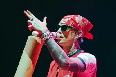20260629 Machine Gun Kelly Vancouver Rogers Arena Andrea Estebaranz 1 7 500eff169f - MGK UK Shop
